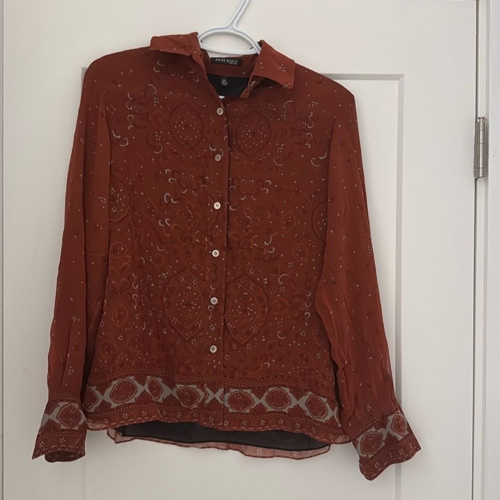Anne Klein 100% Silk Blouse size 8P
